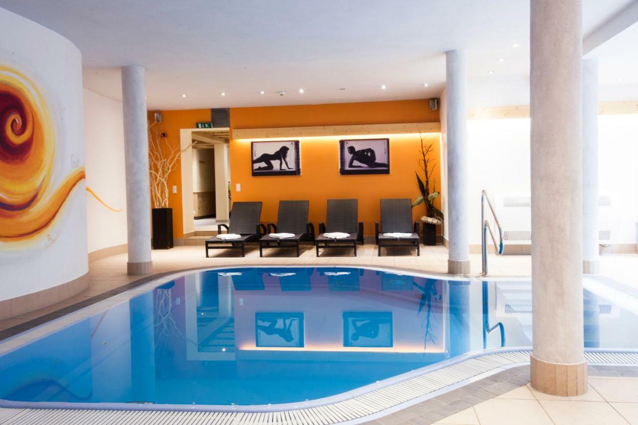 Familienhotel Alpina All Inklusive Веннс Экстерьер фото