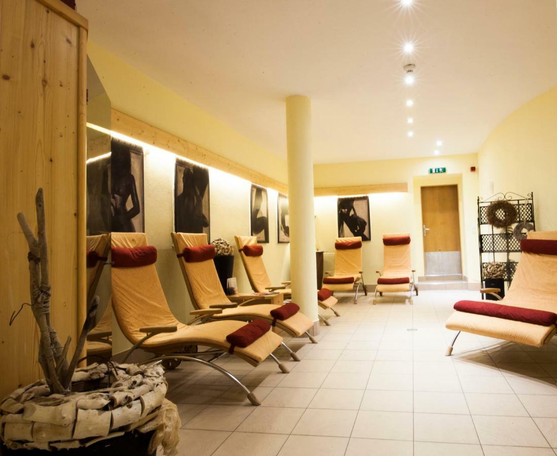 Familienhotel Alpina All Inklusive Веннс Экстерьер фото
