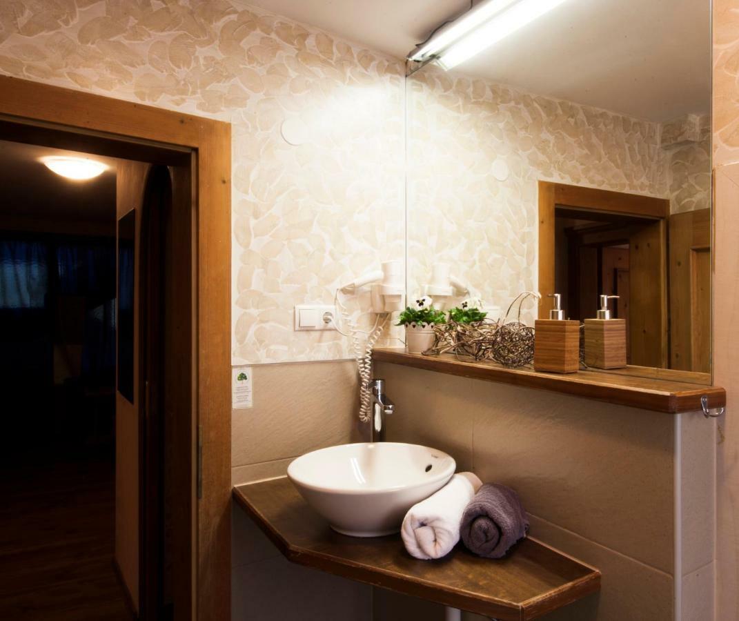 Familienhotel Alpina All Inklusive Веннс Экстерьер фото