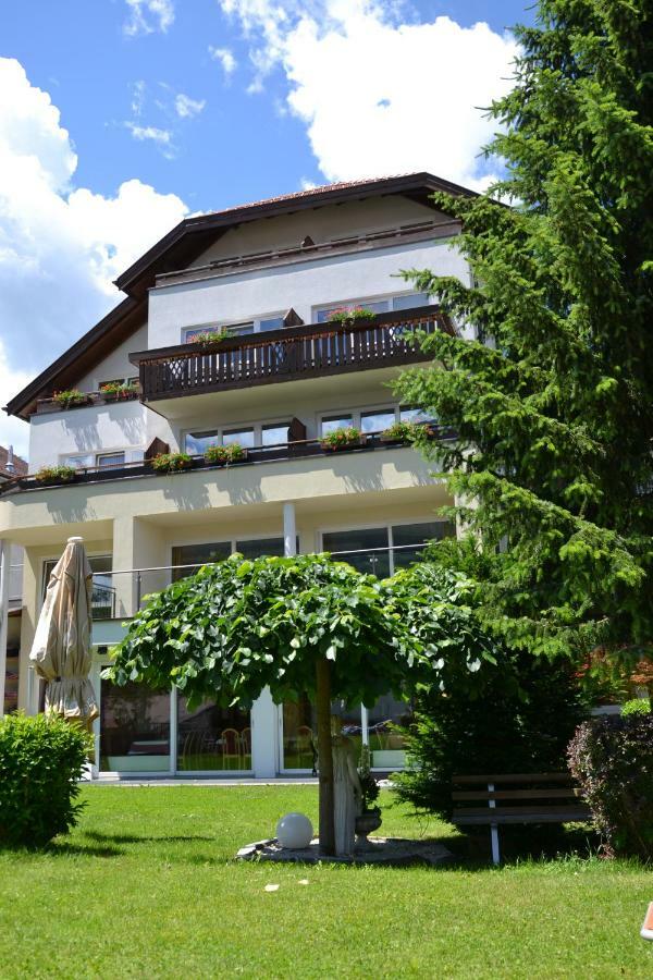 Familienhotel Alpina All Inklusive Веннс Экстерьер фото