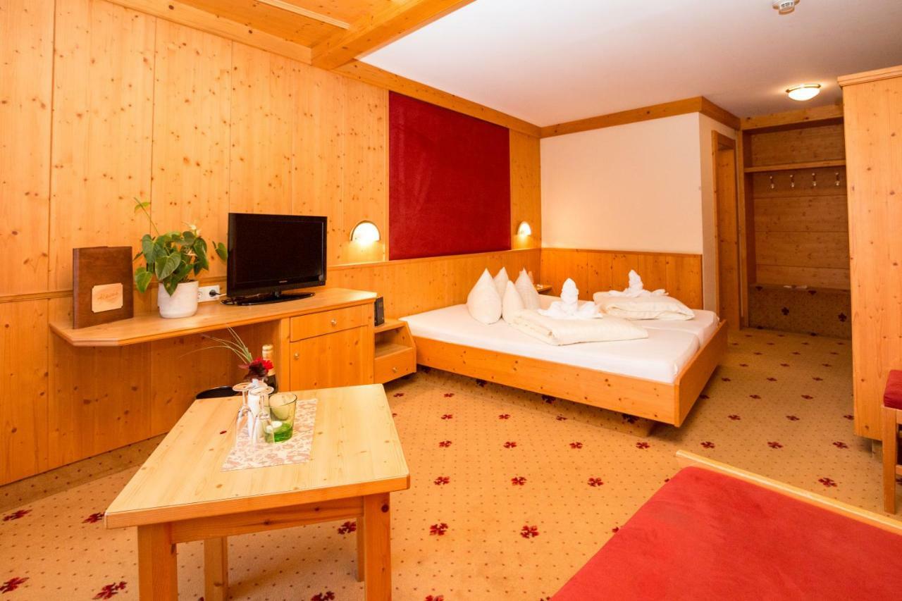Familienhotel Alpina All Inklusive Веннс Экстерьер фото