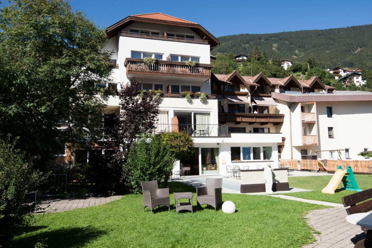 Familienhotel Alpina All Inklusive Веннс Экстерьер фото